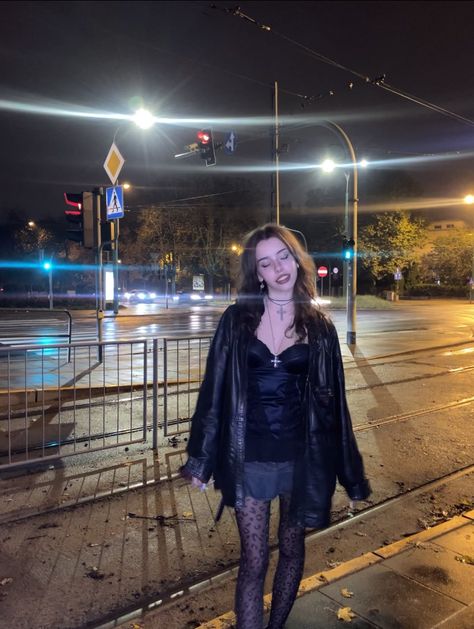 Alt Dinner Outfits, Witchy Party Outfit, Alternative Night Out Outfit, Alt Date Outfit, Alternative Going Out Outfit, Alternative Club Outfit, Alt Clubbing Outfits, Goth Going Out Outfit, Alt Going Out Outfits