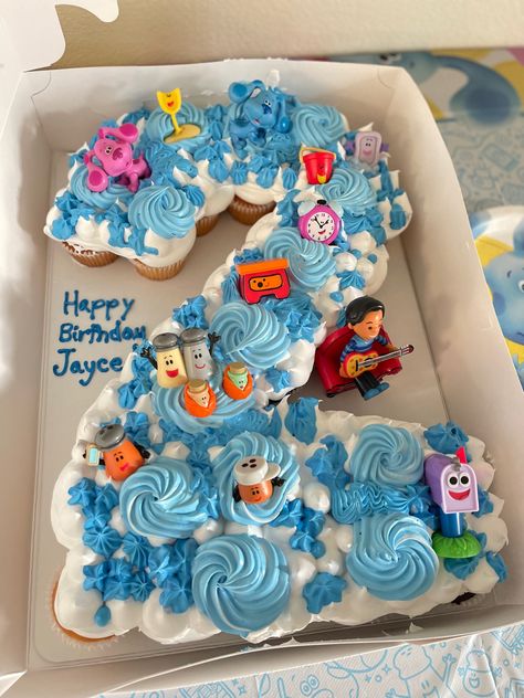 Blues Clues 2nd Birthday Cake, Blues Clues And You Birthday Cake, Blues Clues Birthday Party Food Ideas, Blues Clues Pull Apart Cupcakes, Blue Clues Birthday Party Ideas Food, Blues Clues Birthday Cupcakes, Blues Clues Birthday Party Cake, Blues Clues Two Birthday, Blue's Clues Party Ideas