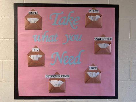 Interactive Interactive Elementary Bulletin Boards, Interactive Posters For School, Ra Bulletin Board Ideas Interactive, Anatomy Bulletin Board Ideas, Interactive Poster Ideas, Interactive Ra Boards, Dorm Hallway Decorations, Dorm Hall Decorations, Interactive Ra Bulletin Boards