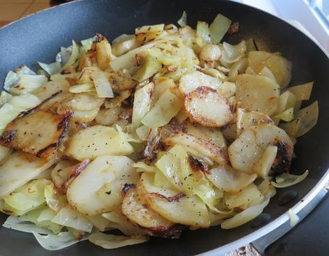 Fried Cabbage And Potatoes, Cooked Cabbage Recipes, Creamed Cabbage, Fried Cabbage Recipes, Steamed Cabbage, Cabbage And Potatoes, The English Kitchen, Cabbage Casserole, Cooked Cabbage