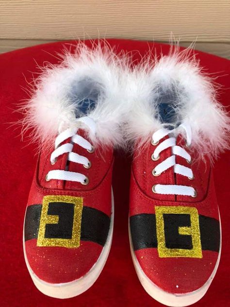 Christmas shoes Diy Halloween Shoes, Christmas Shoes Diy, Santa Shoes, Ugly Christmas Sweater Diy Funny, Diy Ugly Christmas Sweater, Diy Santa, Christmas Wear, Christmas Shoes, Christmas Sweater Party