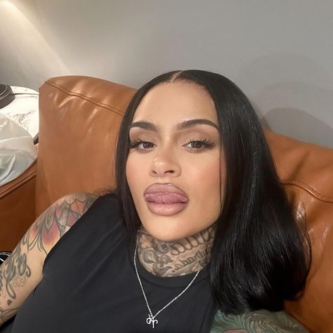 Kehlani | i was recently told i’m built gay and i just wanna say …i completely understand. 😂😂😂😂😂 | Instagram Tatted Baddies, Kehlani Tattoo, Kehlani Wallpaper, Kehlani Singer, Kehlani Instagram, Face Vision Board, Kehlani Parrish, Kehlani, Look Alike