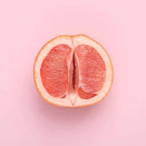 Peeling back the layers of self-love with Your Pink Bits! 🍑✨ Just like this juicy grapefruit, our skincare is all about revealing your natural radiance. Dive into the freshness, babe! 💖🌿 - - - - - - #femininewellness #intimatecare #naturalskincare #veganskincare #intimatewellness Finger Lime, Pink Fruit, Fruit Peel, Brightening Cream, Painting Inspo, Australian Native, Vegan Skincare, Pink Grapefruit, Natural Glow