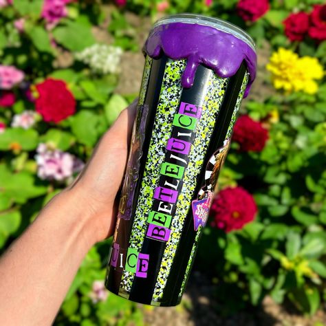 I’m one of the very few that’s never watched the og beetlejuice🫣 I love the colour theme so I knew I had to make a cup to match💚💜 This is my first glitter only tumbler too (there’s no solution inside) aka less hassle involved🤣🫶🏼 Colour Theme, Beetlejuice, The Colour, Color Themes, Tumbler, Glitter, I Love, Color