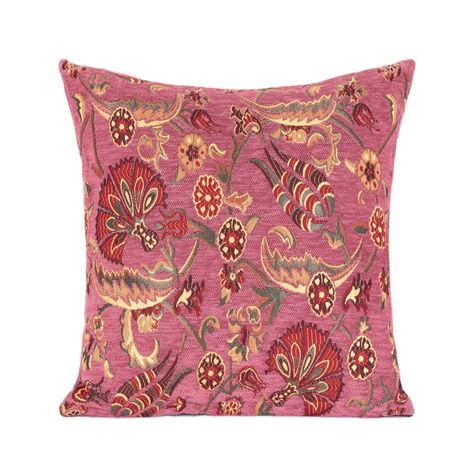 This pink cushion cover is made of chenille fabric. I made this throw pillow for your home to look amazing. The kilim cushion cover texture is soft and does not bother you when you touch it. This beautiful kilim pillow cover is clean and ready-to-use pillow case. This kilim pillow is used as a Turkish kilim pattern. You can use our pillows decoratively on your sofas, chairs and beds. This farmhouse pillows will also fit perfectly into your chalet and garden furniture. Square throw pillows is per Throw Pillows Bright, Pink Cushions Living Room, Rose Throw Pillows, Throw Pillows Pink, Pink Cushion Covers, Pink Throw Pillow, Pink Cushion, Kilim Pattern, Pink Throw Pillows