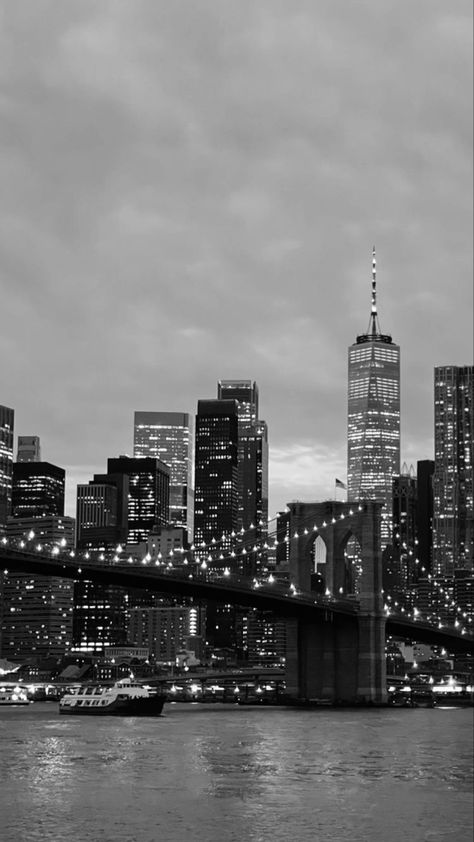 Nyc Wallpaper, Sunghoon Wallpaper, City Life Photography, New York Wallpaper, Nyc Life, Dark Phone Wallpapers, New York Life, Ny City, Iphone Wallpaper Photos