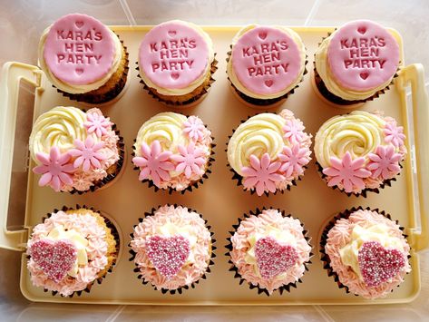 Hens Food Ideas, Hen Do Cupcakes, Hen Party Cupcakes, Bachelorette Cupcakes, Pink Bachelorette, Party Cupcakes, Hens Party, Hens Night, Hen Do