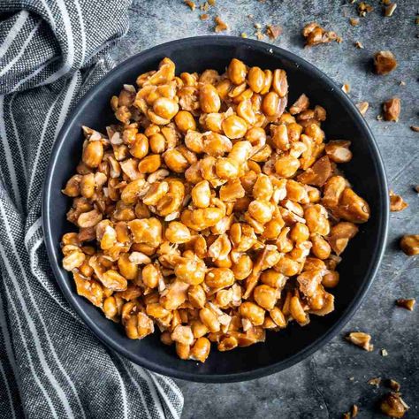 Butter Toffee Peanuts - The BEST! Easy Recipe Toffee Coated Peanuts Recipe, Butter Toffee Mixed Nuts Recipe, Caramel Peanuts Recipe, Butter Toffee Cashews Recipe, Ranch Peanuts Recipe, Peanuts Recipes Snacks, Seasoned Peanuts Recipes, Roasted Peanuts Recipe Oven, Raw Peanuts Recipes