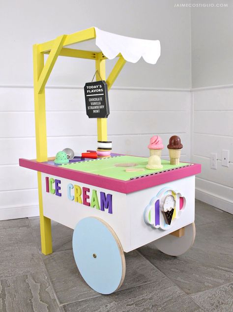 A DIY tutorial to build a kids play ice cream cart. Everyone loves ice cream and what's more fun than playing with your very own ice cream cart?! Diy Ice Cream Cart, Cardboard Ice Cream, Play Ice Cream, Ice Cream Stand, Sweet Carts, Ice Cream Cart, Diy Swimming Pool, Mint Ice Cream, Diy Ice Cream