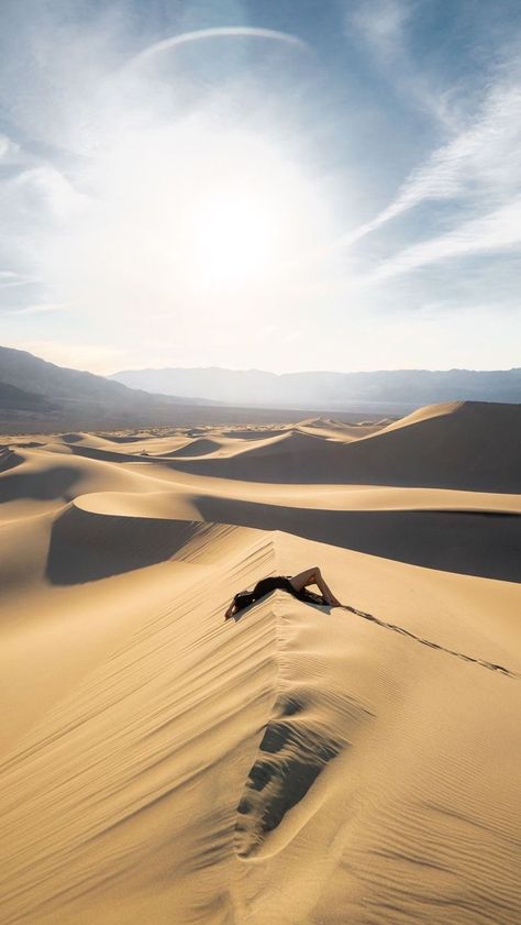 Dubai Sand Dunes Aesthetic, Photography In The Desert, Sahara Desert Photoshoot, Sand Dunes Photoshoot Flowy Dress, Desert Photoshoot Poses, San Dunes Photoshoot, Sand Dune Photography, Glamis Sand Dunes Riding Outfit, Sand Dune Pictures