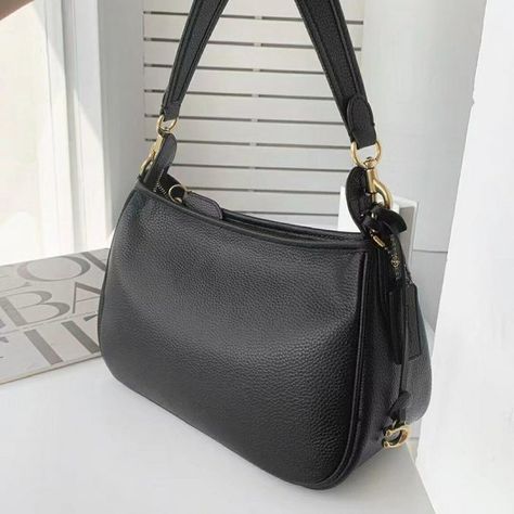 NOWT  Coach Cary Black Leathe Shoulder Bag Coach Cary Crossbody Bag, Coach Cary Shoulder Bag, Cary Bag, Coach Handbags, Pebbled Leather, 4 H, Coach Bags, Crossbody Bag, Dust Bag