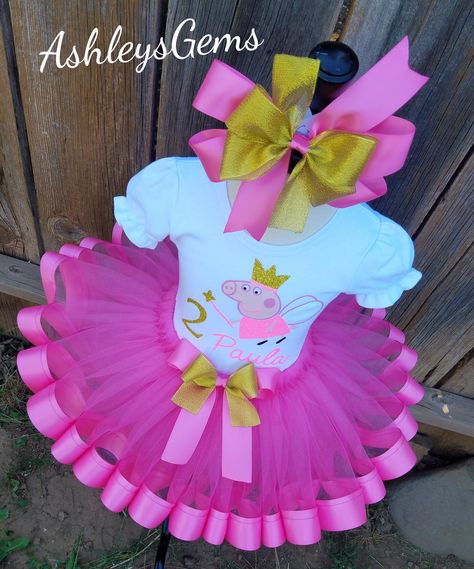 Peppa Pig Birthday Outfit, Peppa Pig Shirt, Peppa Pig Dress, Pig Birthday Cakes, Pig Dress, Birthday Tutu Dress, Pig Birthday Party, Peppa Pig Birthday Party, Peppa Pig Party