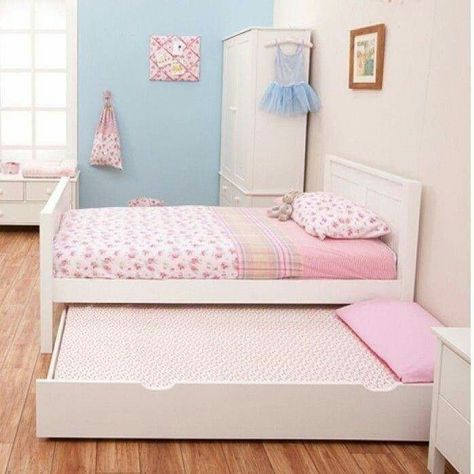 White Single Bed, Girls Single Bed, Kids Twin Bed Frame, Toddler Bedroom Furniture, White Kids Bed, Trundle Bed Kids, Kids Single Beds, Trundle Bed Frame, Kids Twin Bed