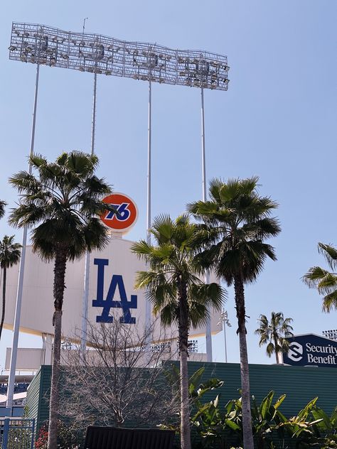 Dodger Game Aesthetic, Kendrick Lamar Concert Outfit, Dodgers Aesthetic, Kendrick Lamar Concert, Los Angeles Summer, Dodgers Game, Dodger Game, Dodger Blue, Bleed Blue