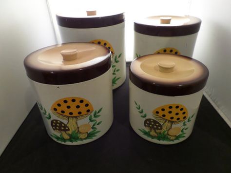 Vintage Mod Mushroom Kitchen Canisters 1970s by TheFlyingHostess Merry Mushroom, 1970s Kitchen, Ceramic Canister Set, Retro Kitchenware, Metal Canisters, Vintage Canisters, Sugar Canister, Tea Canisters, Kitchen Canisters