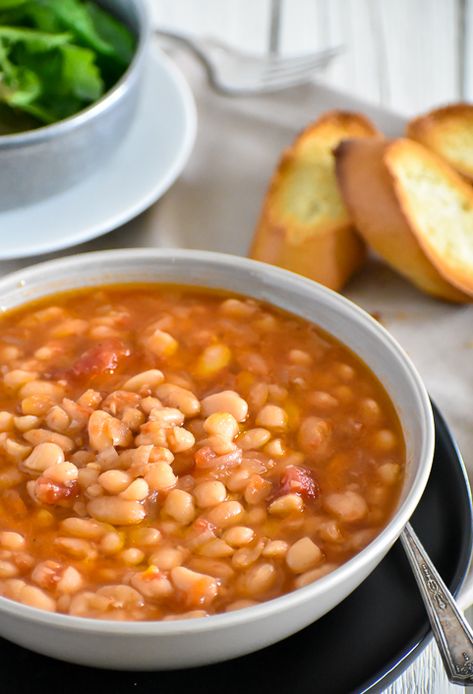 Slow Cooker White Beans - Casablanca Cooks Slow Cooker White Beans, Pork Ham, Crusty Bread, White Beans, 4 Ingredients, Chana Masala, Cooker Recipes, Casablanca, Slow Cooker Recipes