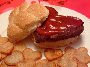 Hamburger Hearts Strawberry Nutella French Toast, Sweetheart Cinnamon Rolls, Family Valentines Dinner, Banana Chocolate Chip Pancakes, Red Velvet Whoopie Pies, Creamy Soup Recipes, Valentines Breakfast, Heart Shaped Food, Heart Shaped Pizza