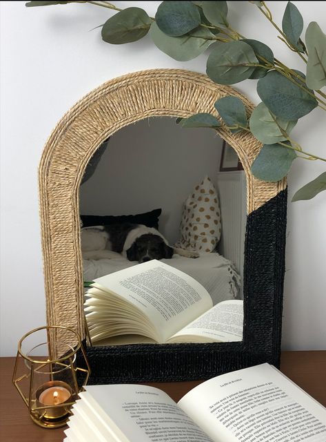 Mirror Frame Diy Paint, Diy Wall Mirror Decor, Mirror Decor Diy Frame, Rattan Mirror Diy, Boho Mirror Makeover, Diy Rattan Mirror Frame, Rectangular Mirror Decor Diy, Boho Mirror Frame, Upcycling Mirrors Frame Ideas