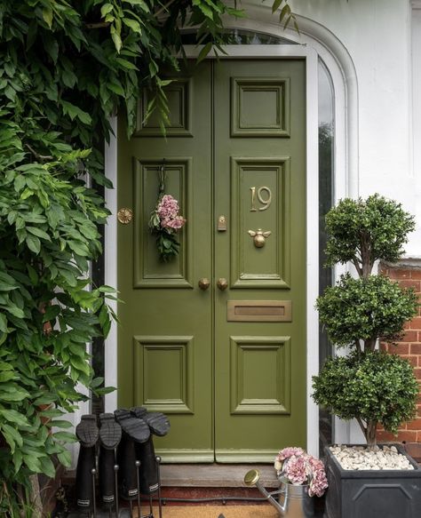 Moss Green Front Door, Cottage Front Door Colors, Fun Front Door Colors, Olive Green Front Door, Green Door House, Apartment Front Doors, Green Front Door, Front Door Ideas, Front Door Inspiration