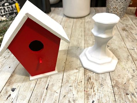 Christmas Birdhouses Diy, Painting Birdhouses Ideas Simple Wood, Dollar Tree Birdhouse Crafts, Dollar Tree Bird House Ideas, Christmas Birdhouses Ideas, Christmas Bird Houses, Holiday Birdhouses, Winter Birdhouse, Christmas Birdhouse