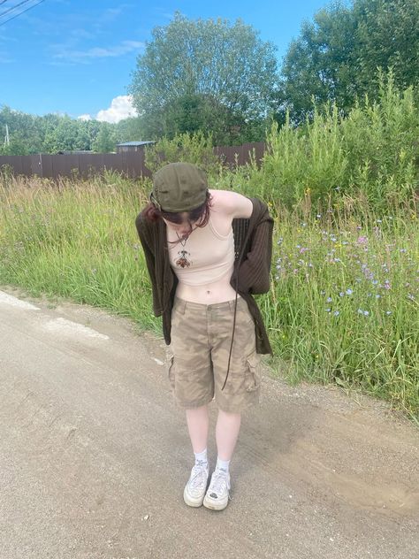 Alternative Style Outfits, Cardigan Grunge, Antique Grunge, Fairy Core Aesthetic, Jorts Baggy, Fashion Alternative, Alternative Aesthetic, Witch Core, Ren Fair