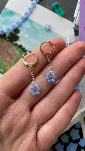 Handmade Bead Earrings, Self Made Jewelry, Beads Earrings Diy, Bead Earrings Ideas, Beaded Earrings Ideas, Diy Bead Earrings, Handmade Jewelry Ideas, Homemade Jewellery, Beaded Flower Earrings