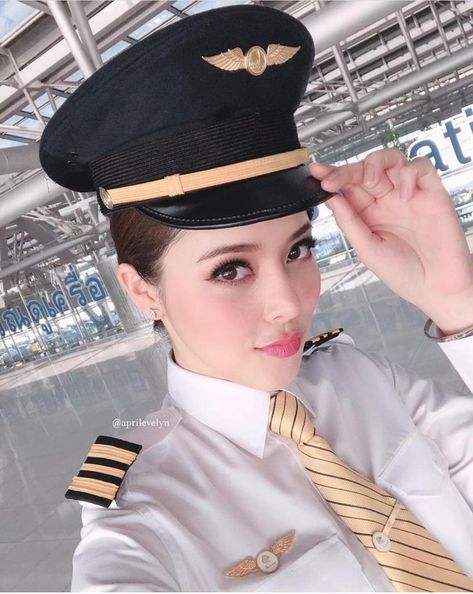 Captain @aprilevelyn #repost #aviationjobs✈️ #aviationjobs__ #businessaviation #aviationnews #aviationtraining #aviationsecurity #aviationrepost #aviationfans #aviationfanatic #aviation4you #aviation4life #aviationismylife Pilot Career, Female Pilots, Stewardess Uniform, Aviation Training, Flight Attendant Fashion, Airplane Photography, Female Pilot, Gowns Dresses Elegant, Women Ties