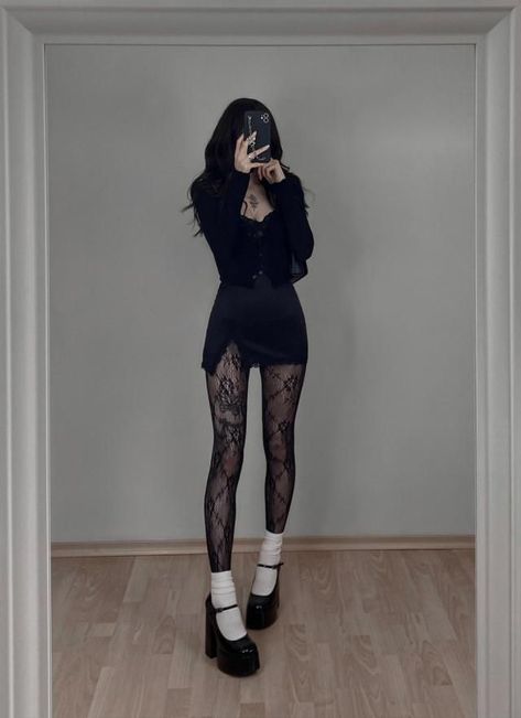 Goth Outfit Casual, How To Style Mary Jane Shoes, Outfit Ideas With Heels, Mary Jane Heels Outfit, Heels With Socks Outfit, Mary Jane Flats Outfit, Black Lace Tights, Outfits With Mary Janes, Red Heels Outfit