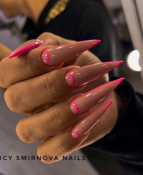 Instagram Nails With Pink, Pink Stiletto Nails, Grey Acrylic Nails, Stilleto Nails Designs, Long Stiletto Nails, Sharp Nails, Long Stiletto, Amazing Nails, Gel Nails Diy