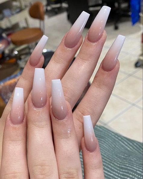 Nail Designs Brown Ombre, Gel Nails Ideas Long Coffin, White And Brown Ombre Nails, Pink And Brown Ombre Nails, Brown White Ombre Nails, Brown Ombre Nails Coffin, Brown To White Ombre Nails, Ombré Color Nails, Ambre Nails Ombre Fall