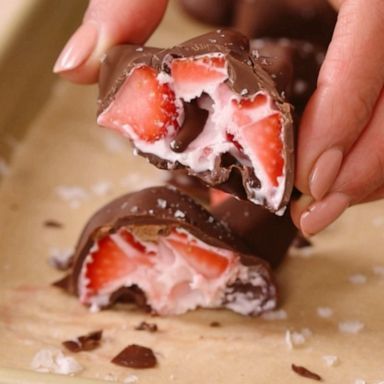 Check out the viral chocolate, strawberry and Greek yogurt clusters all over social media and how to make them at home. Frozen Yogurt Clusters, Chocolate Covered Yogurt, Strawberry Clusters, Trending Snacks, Yogurt Clusters, Gma Recipes, Strawberry Greek Yogurt, Clusters Recipe, Chocolate Yogurt