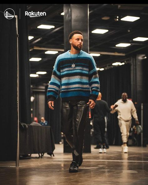 Stephen Curry Outfit, Klay Thompson Wallpaper, Stephen Curry Wallpaper, Stephen Curry Basketball, Stephen Curry Pictures, Best Nba Players, Nba Stephen Curry, Wardell Stephen Curry, Curry Basketball