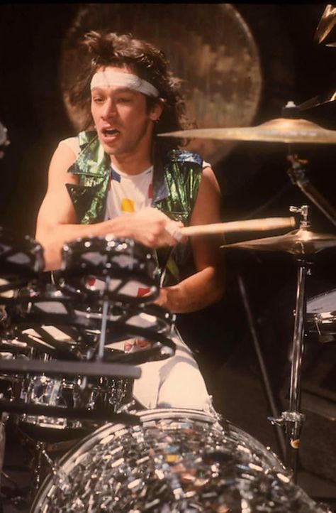 Irl Refrences, Cozy Powell, Drums Wallpaper, Famous Brothers, Rock Lyrics, Rock Box, Alex Van Halen, Rocker Boy, David Lee Roth