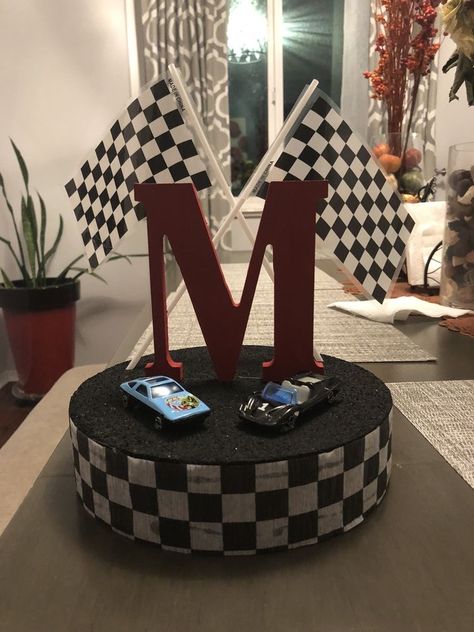 Race Car Centerpieces Diy, Fast And Furious Centerpieces, Car Birthday Centerpieces, Racing Centerpiece Ideas, Race Car Centerpieces, Theme Birthday Party For Men, Two Fast Birthday Centerpieces, Fast One Centerpieces, Race Car Centerpiece Ideas