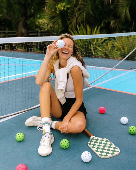 Anyone else play better when they like how their pickleball paddle looks?! Brand: @picklish.pickleball #brandphotographer #sandiegobrandingphotographer #pickleballphotographer #pickleball #pickleballshoot #pickleballphotography #brandphotography Pickleball Aesthetic Vintage, Pickle Ball Photoshoot, Pickleball Photography, Pickleball Photoshoot, Pickleball On Tennis Court, Pickleball Branding, Tennis Poses, Recess Pickleball, Face Poses