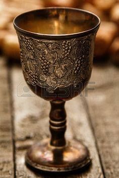 Medieval Cup, Medieval Goblet, Hawke Dragon Age, Medieval Aesthetic, Medieval Life, Wine Corks, Medieval Times, Wine Goblets, Mason Jar Wine Glass