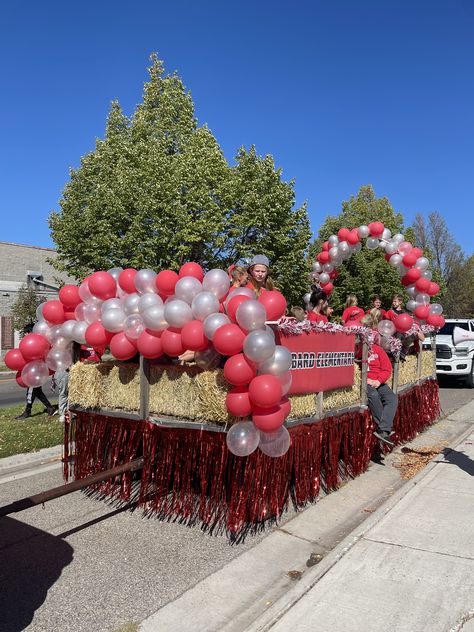 Hoco Floats, Christmas Parade Float Ideas, Homecoming Floats, Parade Float Ideas, Christmas Parade Floats, Red Hoco, Homecoming Parade, Parade Float, Christmas Parade