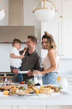 Lifestyle Photography Food, Indoor Family Photos, Hello Fashion Blog, Christine Andrew, Indoor Family, Summer Family Photos, Family Of 6, Lifestyle Photography Family, Family Eating