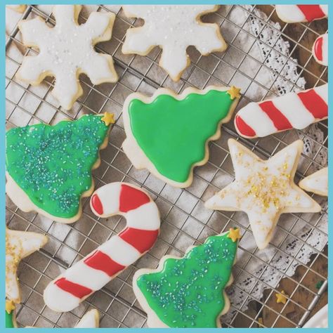 Sugar Spun Run Recipes, Sugar Spun Run, Cookies Sugar, Sugar Cookie Frosting, Easy Sugar Cookies, Cookie Frosting, Decorated Cookies, Holiday Baking, Cookie Bars