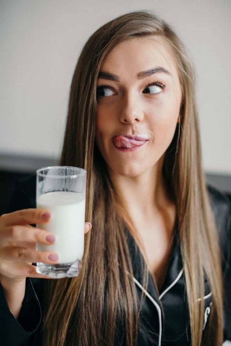 Milk Photoshoot Models, Drinking Milk Photoshoot, Milk In A Bottle, Milk Funny Photo, Milk Being Poured Into Coffee, Milk Photoshoot, Uht Milk, Milk Photography, Drinking Milk