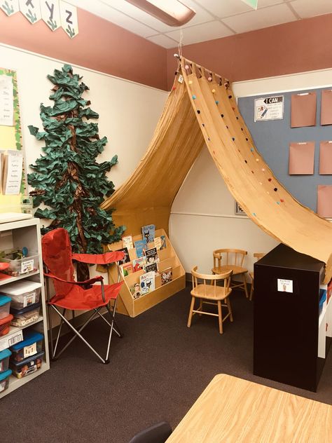 Canopy Reading Corner Classroom, Reading Den Classroom, Reading Tent Classroom, Classroom Tent Reading Corners, Cozy Corner Kindergarten, Montessori Library Area, Camp Out With A Good Book Reading Corner, Reading Nook Kids Classroom, Preschool Classroom Cozy Corner Ideas