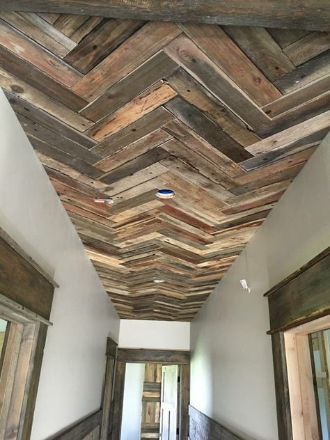 Wood House Exterior, Mexican Restaurant Decor, Reclaimed Wood Ceiling, Pallet Ceiling, House Pantry, Rustic Ceiling, Cedar Siding, Diy Ceiling, Wood House