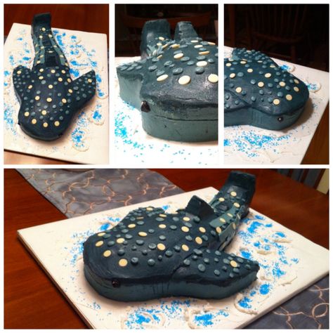 Whale Shark Cake for my son's Octonauts party Whale Shark Birthday Cake, Whale Shark Cake, Shark Desserts, Whale Baby Shower Cake, Chaotic Kitchen, Whale Birthday Party, Shark Cakes, Shark Snacks, Ocean Birthday Cakes