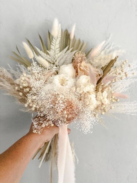 Dried Flower Bouquet Wedding, Dried Flowers Wedding, Boho Wedding Bouquet, Bridal Bouquet Flowers, Dried Florals, Wedding Flower Arrangements, Dried Flower Bouquet, Dried Flower Arrangements, Wedding Mood