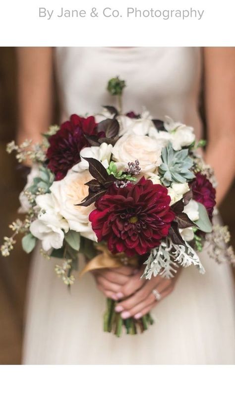 💎 #Follow Classic Wedding Ideas: Is This Burgundy And Ivory Color Combination For You? #BurgundyColors BurgundyColors.Com 👋🏻 wedding classy ivory and champagne wedding decor weddings rose gold burgundy wedding bouquet fall burgundy palett eyeshadows burgundy burgundy wedding invitations Stuffers Stocking, Pretty Wedding Bouquet, Burgundy Dahlia, Blush Bridal Bouquet, Spring Wedding Bouquets, Red Bouquet Wedding, Tafel Decor, Summer Wedding Bouquets, Bridal Bouquet Fall