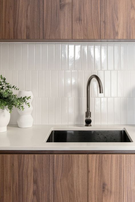 Kitchen Feature Tiles Backsplash Ideas, White Rectangle Tiles Kitchen, Vertical Splashback Tiles, Kitchen Backsplash Contemporary, Horizontal Stacked Tile Kitchen, Gunmetal Tapware Kitchen, Horizontal Subway Tile Kitchen, Vertical Kitchen Tiles, Tiled Kitchen Splashback