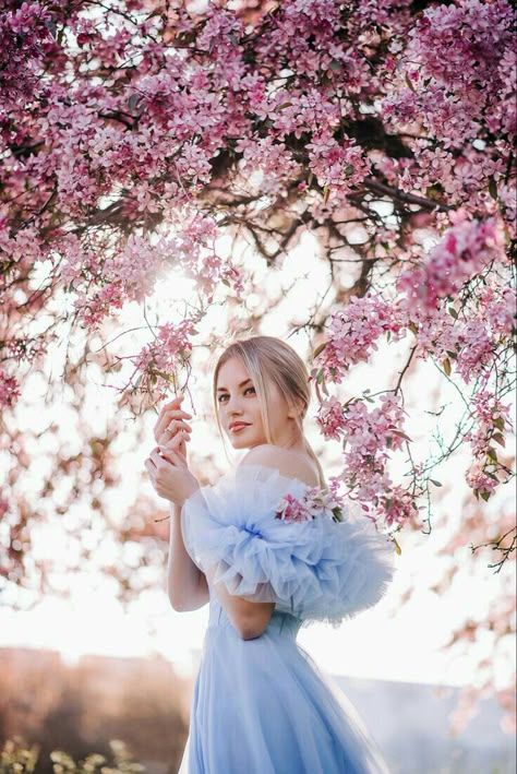 Cherry Blossom Outfit, Cherry Blossom Pictures, Fairytale Photoshoot, Fairy Photoshoot, Outdoor Portrait Photography, Cherry Blooms, Cherry Blossom Girl, Spring Portraits, Spring Photoshoot