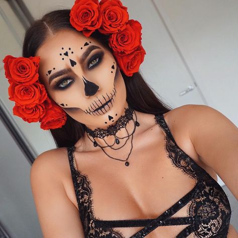 Makijaż Sugar Skull, Halloween Makeup Sugar Skull, Halloween Make-up Looks, Halloweenský Makeup, Holloween Makeup, Skeleton Face, Cute Halloween Makeup, Skeleton Makeup, Halloween Makeup Pretty