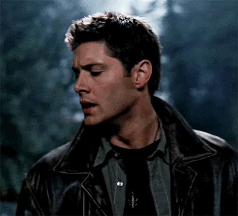 Jensen Ackles Gif, Dean Winchester Gif, Dean Gif, Dean Winchester Shirtless, Mary Winchester, Dane Dehaan, Supernatural Gifs, Teen Wolf Mtv, Jensen Ackles Supernatural