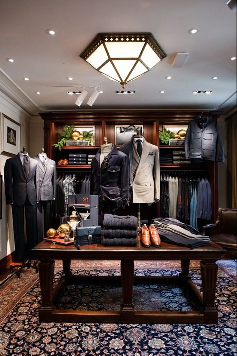 Ralph Lauren Milan, Ralph Lauren Store, San Myshuno, Clothing Store Displays, Made To Measure Suits, Suit Stores, Retail Store Interior Design, Clothing Store Interior, Luxury Closets Design